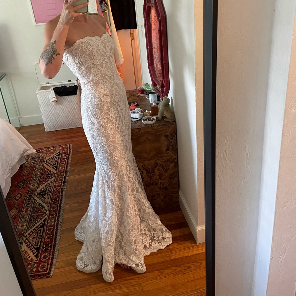 Lace Wedding Dress with bustier & sweetheart neck
